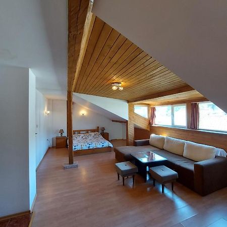 דוברינישטה Vasi Apartments מראה חיצוני תמונה