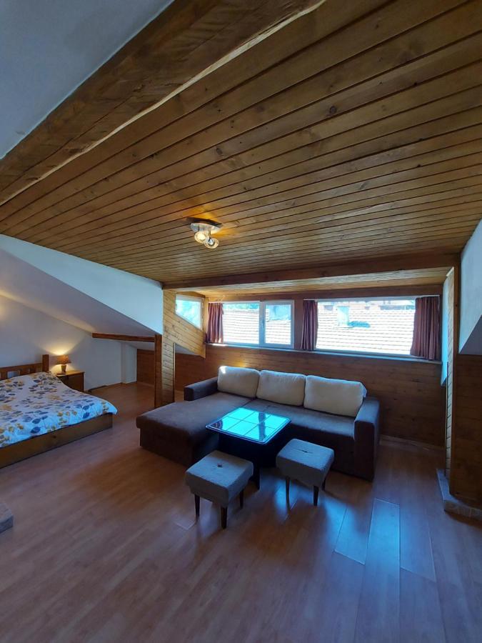 דוברינישטה Vasi Apartments מראה חיצוני תמונה
