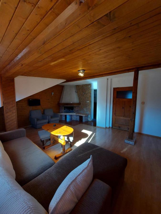 דוברינישטה Vasi Apartments מראה חיצוני תמונה