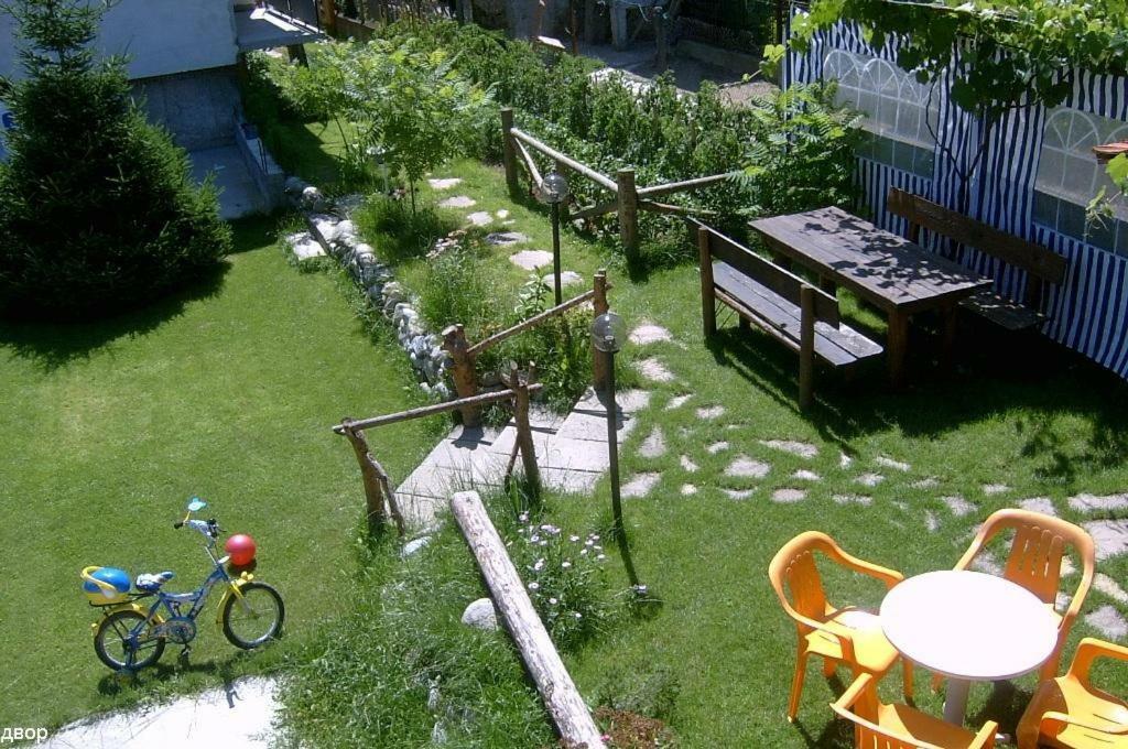 דוברינישטה Vasi Apartments מראה חיצוני תמונה